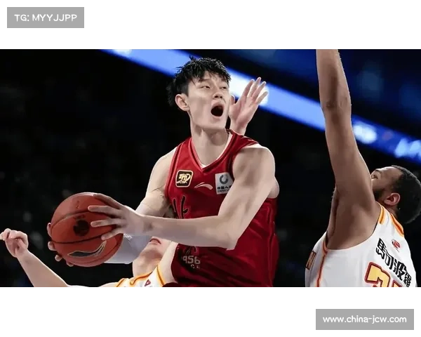 曾凡博留队前景渺茫 媒体人建议转战发展联盟以练级为主